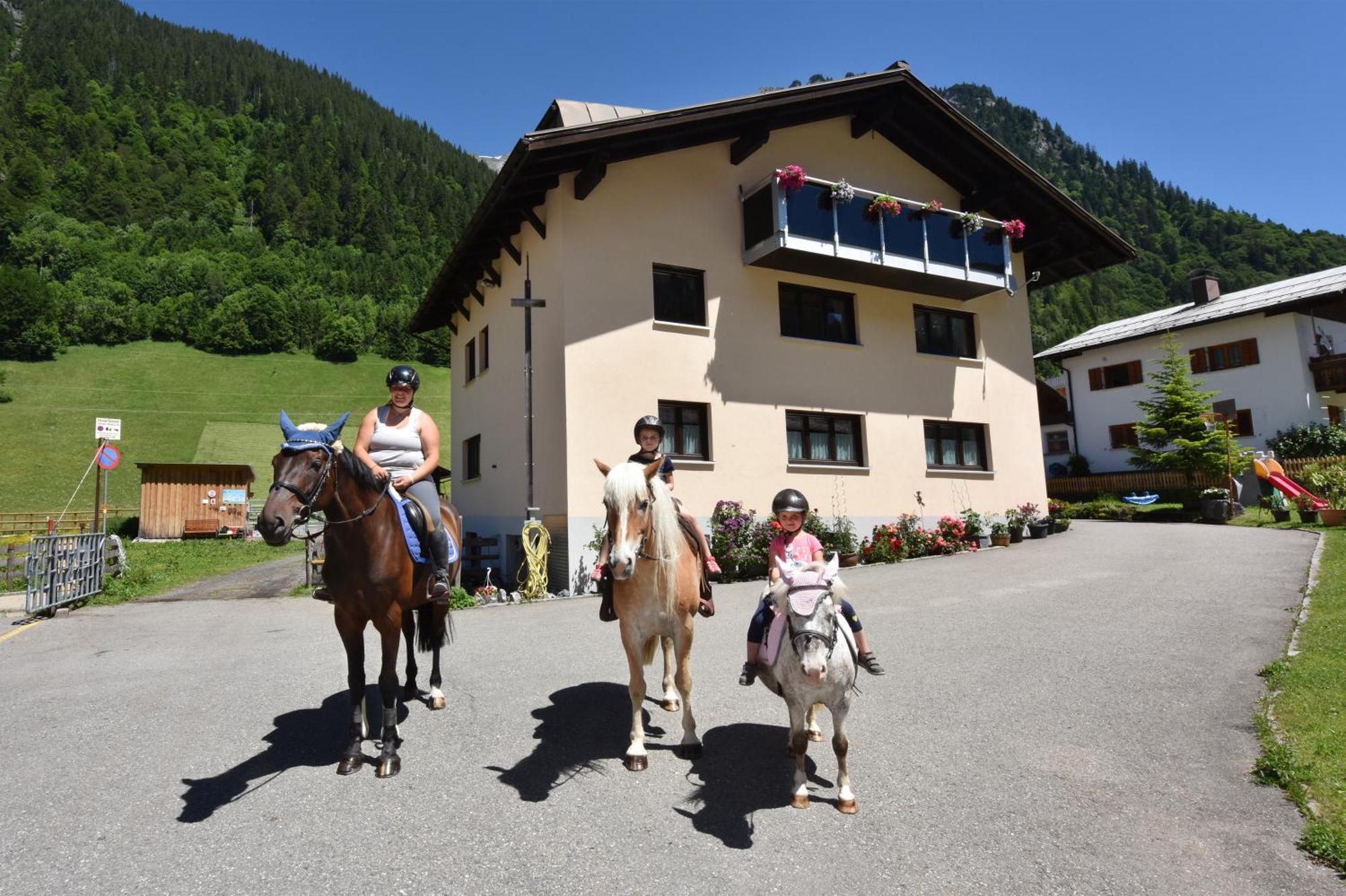 Landhaus Juritsch Klosterle am Arlberg Exterior photo